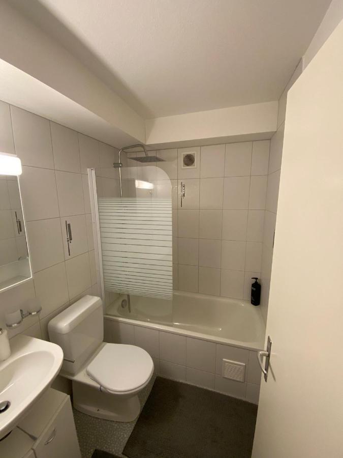 3-Room Apartment For Business Travelers & Families, Free Wifi & Tv With 70 Countries, Dazn, Sky, Netflix & Disney Wynau ภายนอก รูปภาพ